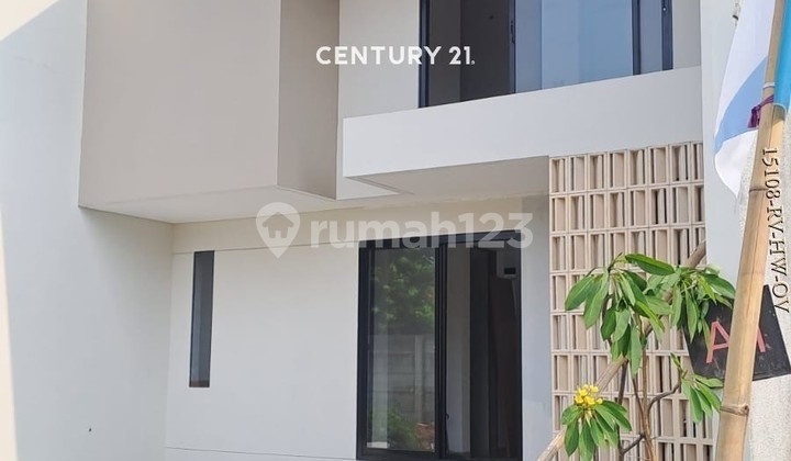 Dijual Rumah Baru Lokasi Strategis di Joglo Raya Jakarta Barat