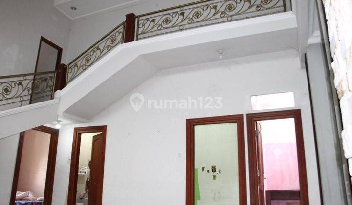 Rumah Klasik Modern Tengah Kota Semarang Dekat Akpol 2