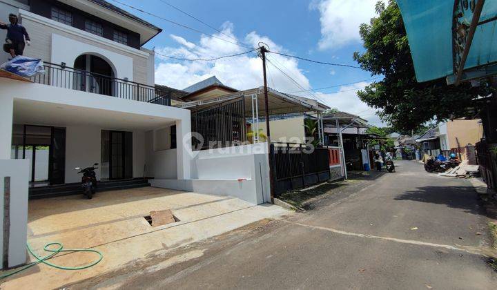 Rumah Modern Dekat Kampus Undip Tembalang Kota Semarang 1