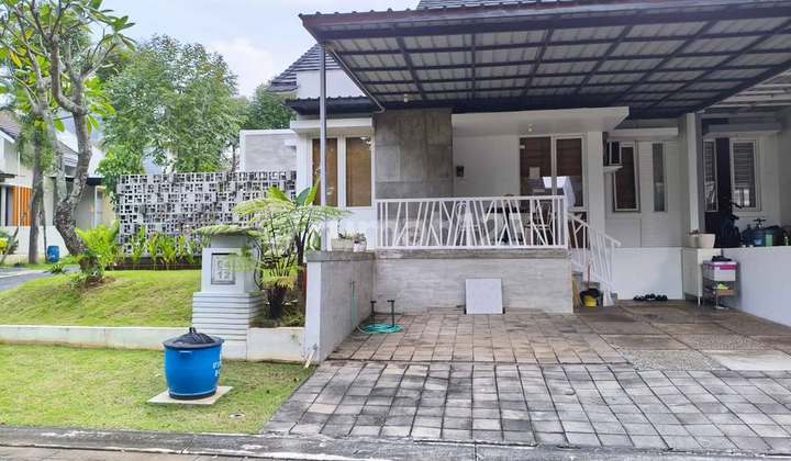 Rumah Hook Bsb City - Hadap Danau, Full AC & Furnished, Siap Huni 2