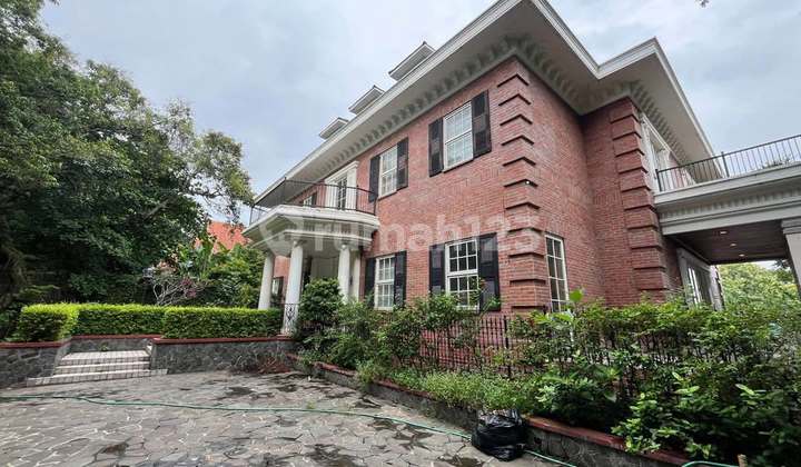 Rumah Bagus Mewah Di Taman Sudirman Gajahmungkur Semarang 1