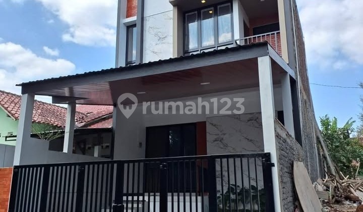 Rumah Nyaman Bebas Banjir Dekat Kampus Unnes Semarang Kota Rumah Nyaman Bebas Banjir Dekat Kampus Unnes Semarang Kota