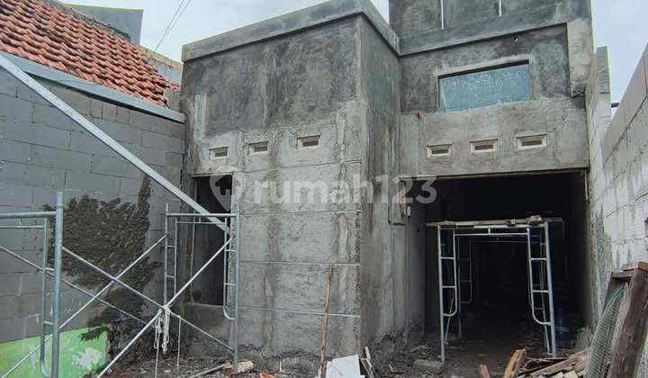 Strategic Flood-Free House in Semarang City 2