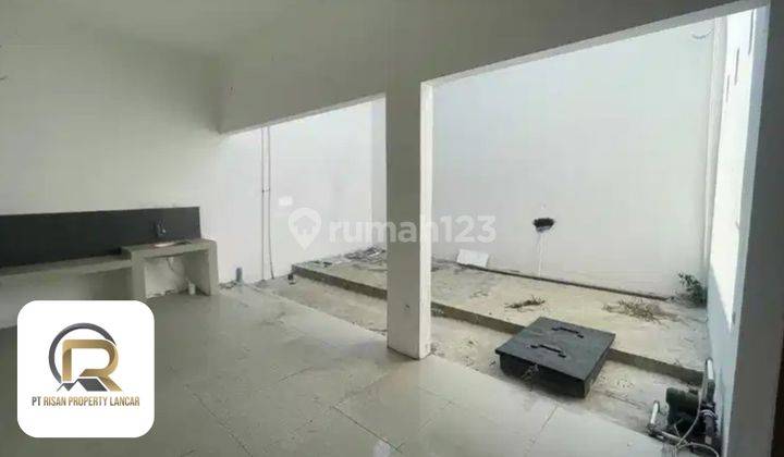 Rumah Di Kawasan Pusat Kota Semarang Siap Pakai 2