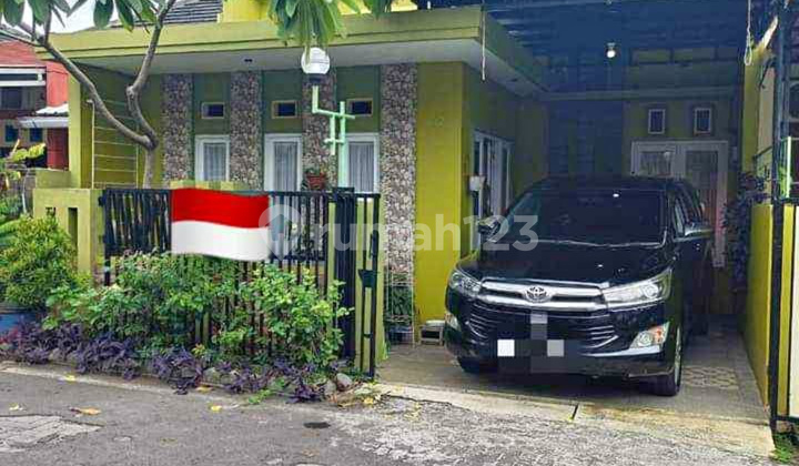 Ready-to-Live Home in West Semarang, Flood-Free 1