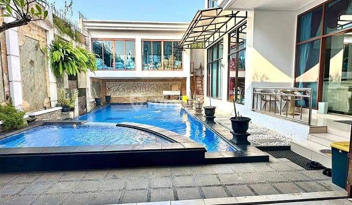 Rumah Sultan Di Semarang Tembalang Ada Kolam Renang Pribadi 1