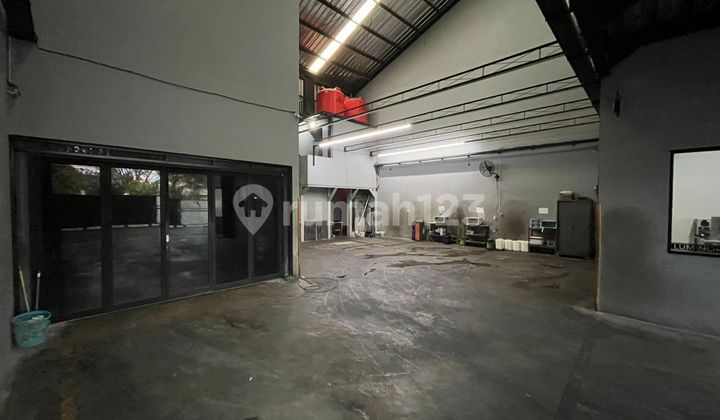 Tempat Usaha Bangunan Baru di Tengah Kota Semarang Bebas Banjir 2