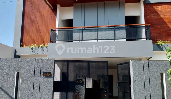 Kos Putri Eksklusif Full Penghuni di Tembalang - Income > Rp500 Juta/Tahun Kos Putri Eksklusif Full Penghuni di Tembalang - Income > Rp500 Juta/Tahun