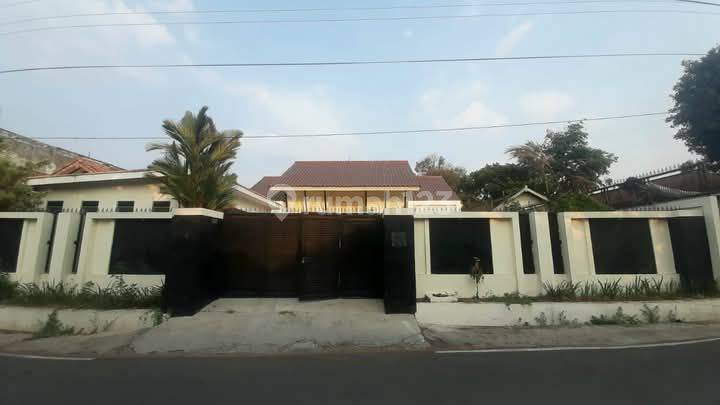 Rumah Mewah Bagus Di Durian Banyumanik Semarang  1