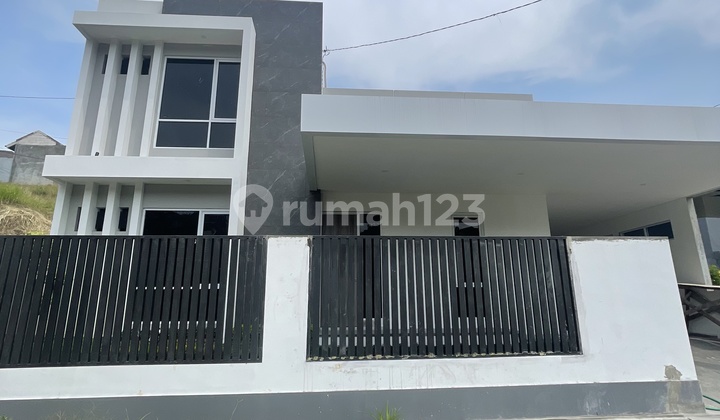 Rumah Baru Dekat Gerbang Tol Kota Semarang Bebas Banjir  1