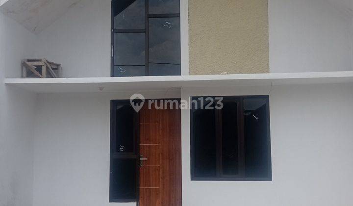 Rumah nyaman asri scandinavian pinggir jalan  2