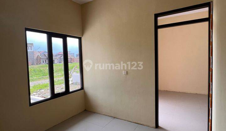 Rumah nyaman asri scandinavian pinggir jalan  1