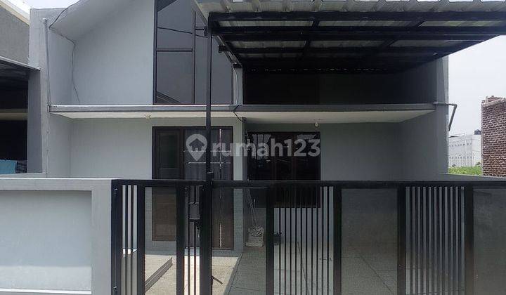 Rumah terbaru modern model scandinavian pinggir jalan utama  2