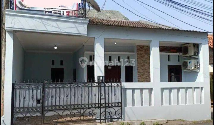 Dijual cepat rumah murah 3 kamar hanya 800 jtan di cipayung Jaktim 1