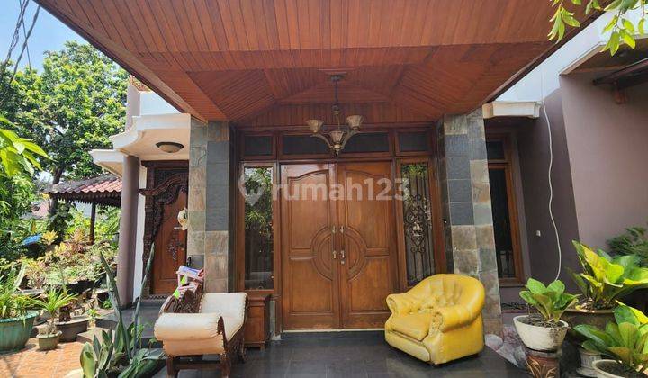 Dijual cepat BU rumah mewah di tanah Kusir kebayoran lama 1