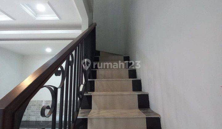 Dijual cepat Rumah 2 lantai dekat GDC depok cicilan 5 jutaan 2