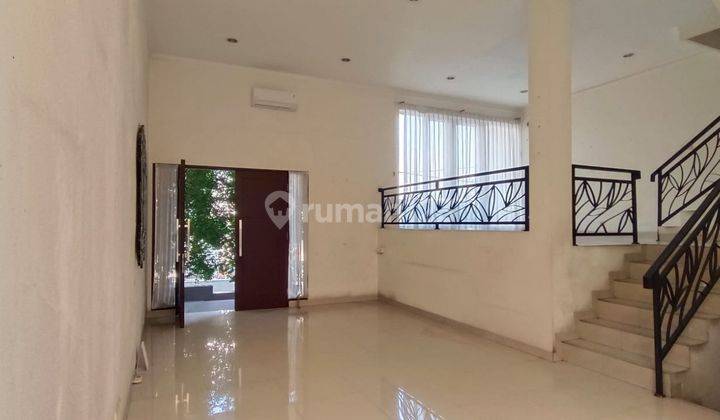  Rumah Semi Furnished Bagus SHM - Sertifikat Hak Milik di Kelapa Nias, Kelapa Gading 2