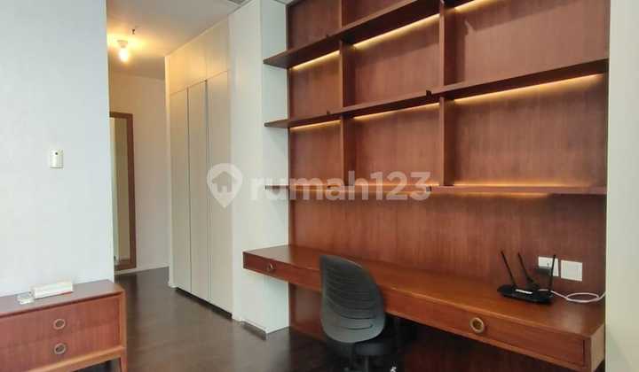 Dijual harga terbaikk Apartemen Verde 1, 3 br , kuningan, siap huni , pet friendly, nego sampai deal