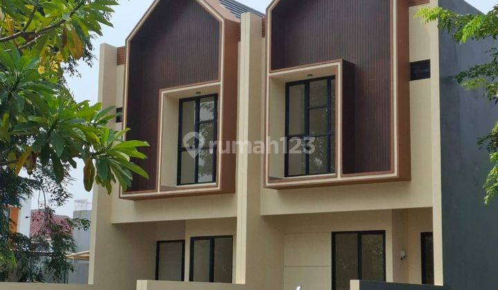 Rumah 2 Lantai Unfurnished SHM di Metland Puri, Jakarta Barat 1