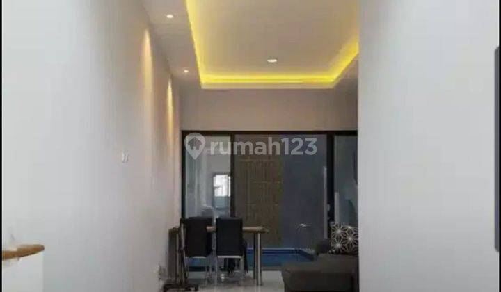 Rumah Butuh Renovasi Unfurnished SHM di Taman Ratu, Jakarta Barat 1