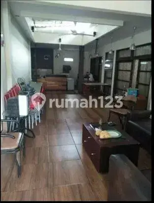 Dijual Rumah Besar di Kembar Sayap Moh.toha Dan Sriwijaya Bkr Cocok Untuk Usaha 1