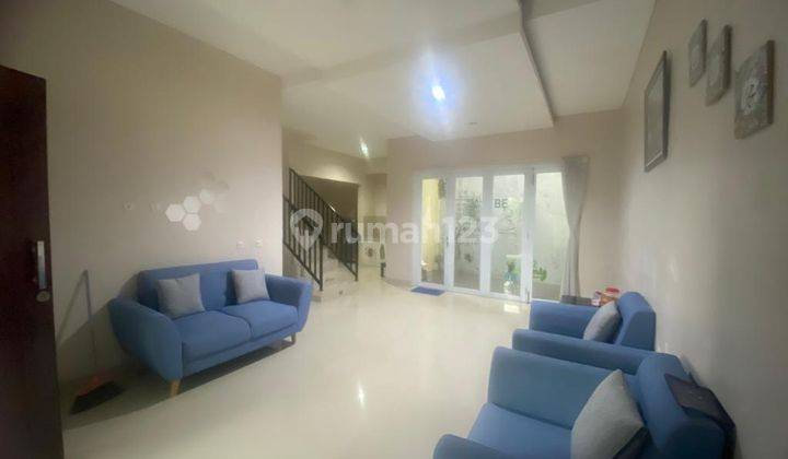 Dijual Rumah Full Renovasi Griya Amanda Sariwangi Bandung Barat 2