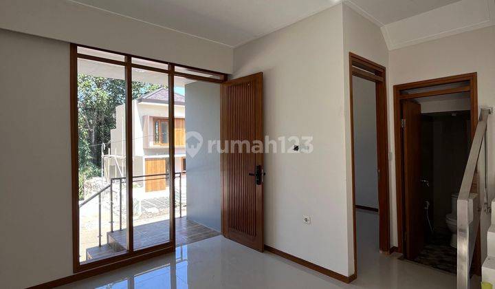 Rumah baru posisi hoek komplek Bali City view nego sampai deal 2