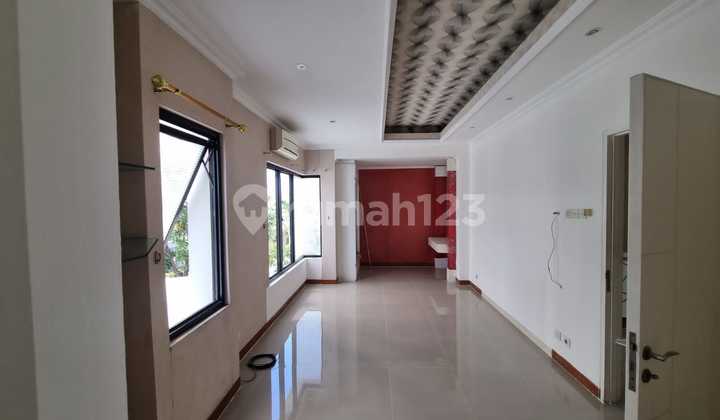 Dijual Rumah Di Atas Mall Thamrin City