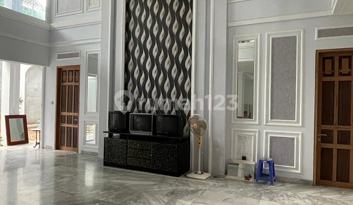 Price Reduced Again, 3-Story Luxury House in Denpasar Bali 2