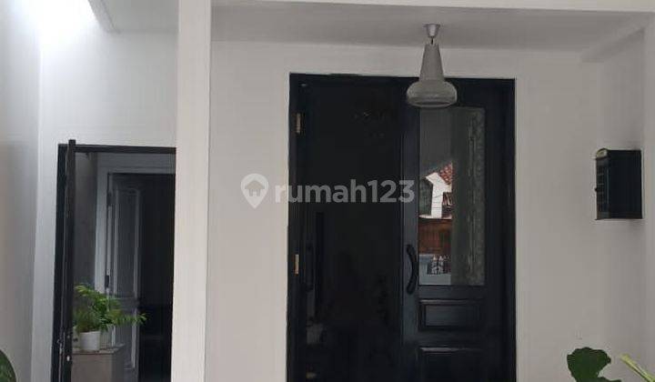 Rumah Cantik Di Pesanggrahan Jakarta Selatan 1