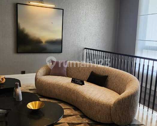 Rumah Mewah Lokasi Di Kawasan Elit Alam Sutera 