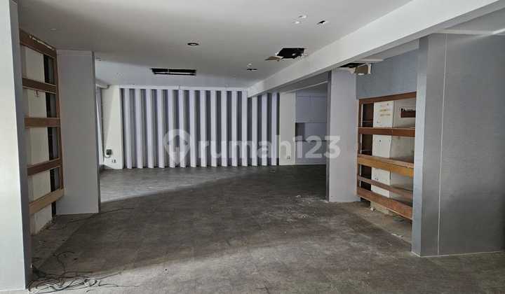 For Rent: Small Building, 1st and 2nd Floors in West Jakarta For Rent: Small Building, 1st and 2nd Floors in West Jakarta