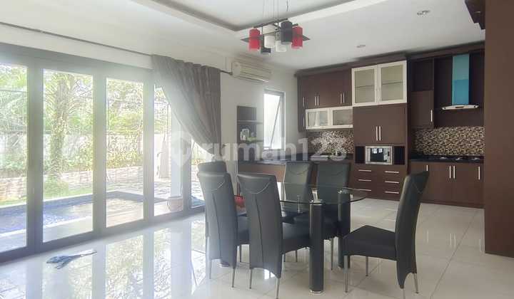 Rumah Mewah Lengkap Dengan Private Poolnya, Harga Menarik Hati Di The Green Cove Bsd 