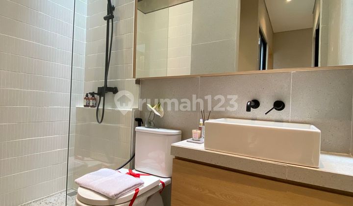 Rumah Modern Tropis Area Bsd