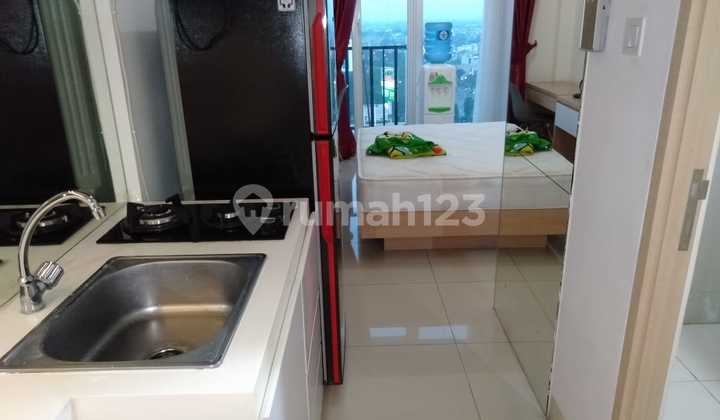 Dijual Full Furnished Apartment Treepark Serpong