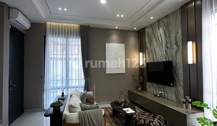 Rumah Cantik Kereen, 2 Lantai di Bintaro