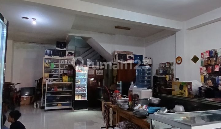 For Sale: 3-Story Connected Shophouse in Petukangan, South Jakarta 2