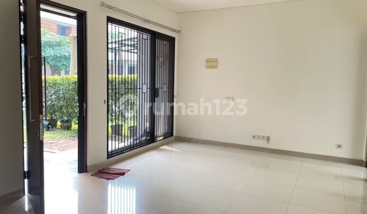 Rumah di BSD City Prestigia The Eminent 2