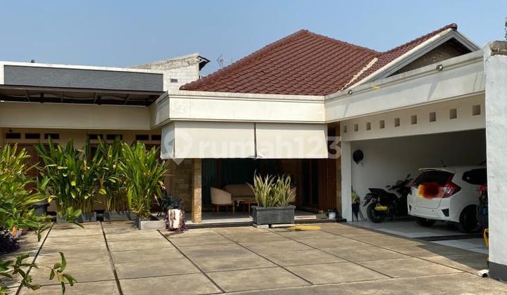Dijual Rumah Baru Renov Pinggir Jalan Raya Dekat Stasiun