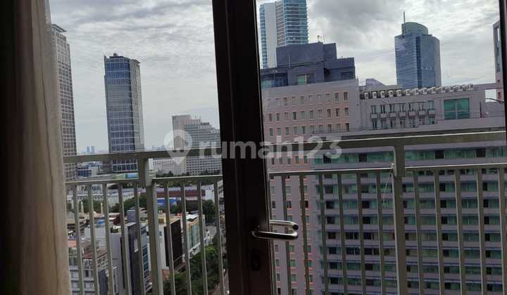 Disewakan Apartemen Cosmo Mansion Thamrin Jakarta Pusat