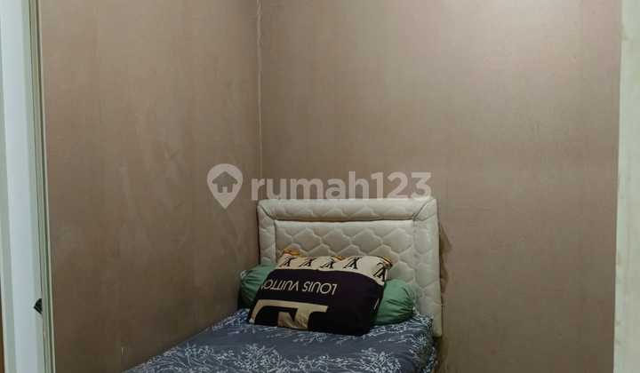 2-bedroom fully furnished Chrysant Tower, 12th floor, nice view.