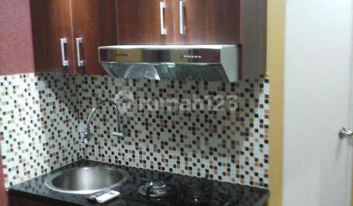 Apartment green pramuka studio harian furnish 2