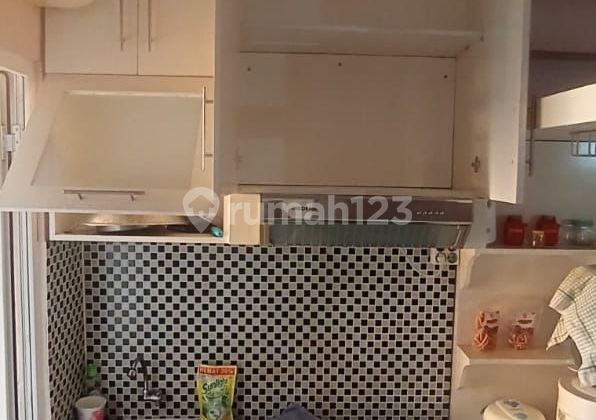 The green pramuka area mall 2 bedroom fully furnished yearly can be monthly 2