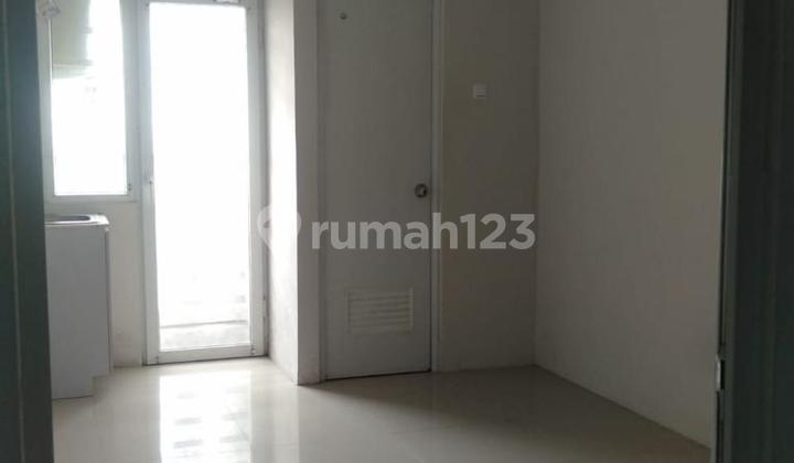 Disewakan murah tahunan apartment 2br unfurnish 2