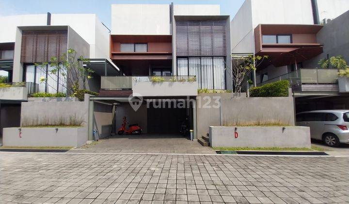 Rumah Lokasi Jl. Kesehatan Bintaro di Cluster Mayang 8 Residence 2