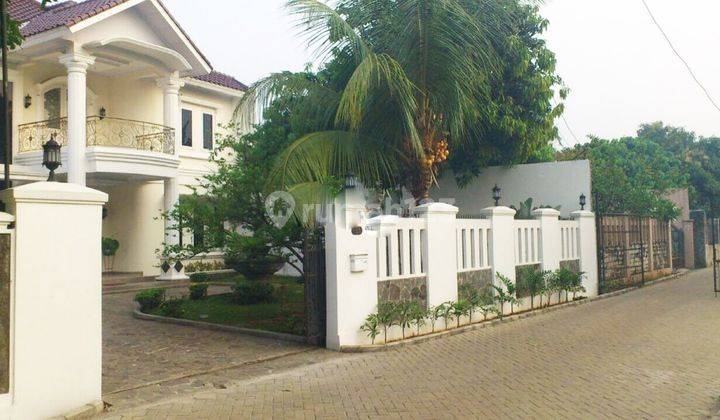 Dijual Rumah Mewah di Griya Torina Bintaro Tangerang Selatan 1