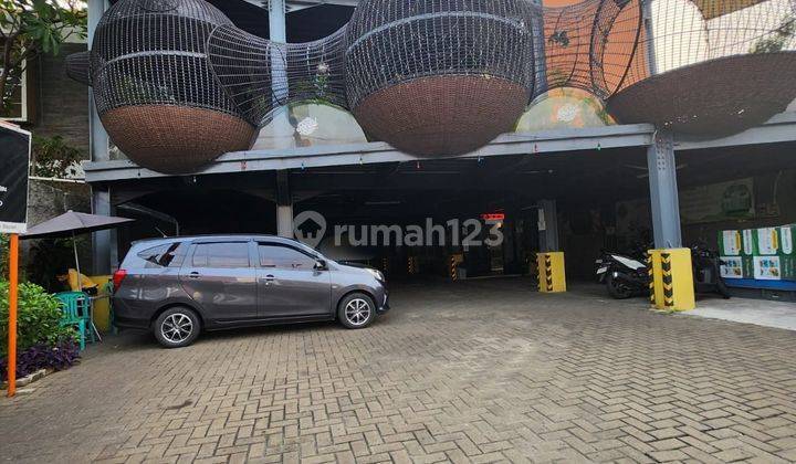 Hotel Dan Cafe Kemanggisan, Lokasi Sangat Strategis Dan Ramai 2