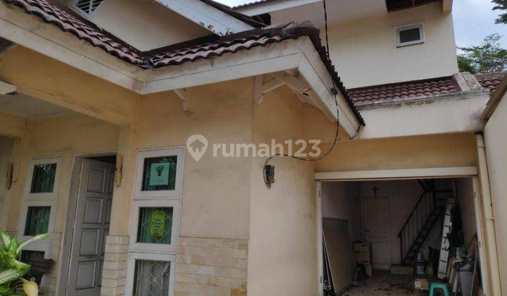 Rumah Lama Butuh Renovasi di Bsd City 2