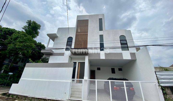 Rumah Baru Hook Siap Huni Di Antapani Kota Bandung 1