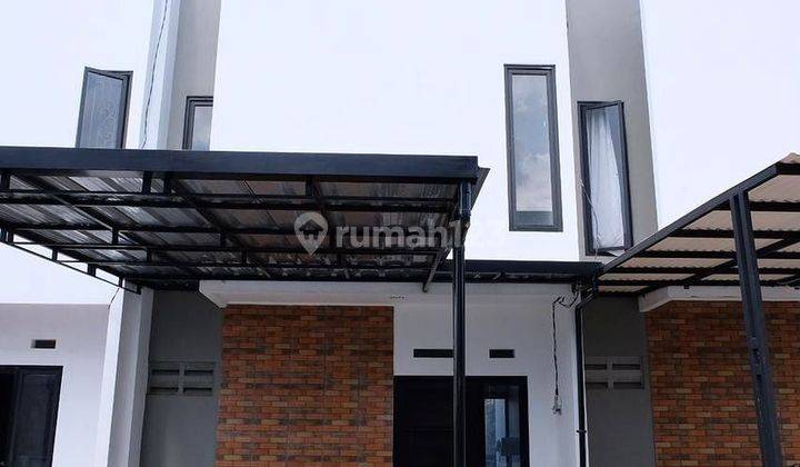 Rumah Baru Strategis di Komplek Arcamanik Cisaranten Kulon 1